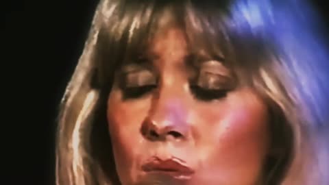 Olivia Newton-John - Changes (Live From Amsterdam 1978)