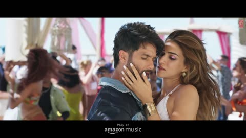 Akhiyaan Gulaab (Song): Shahid Kapoor, Kriti Sanon