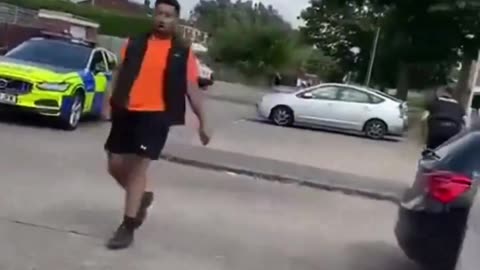 An muslim immigrant attacks a British police officer.