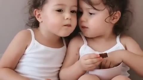 Cutie pie 😄|twins|beautiful girls|funny video 😂|little baby ❤️❤️