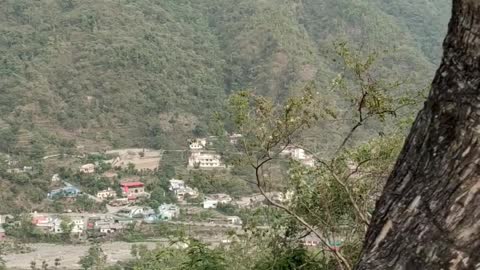 View of hill || beautiful home between hills