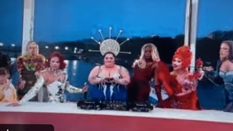 Drag Queen Last Supper BACKFIRES!