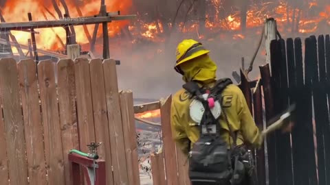 "California's Largest Wildfire Explodes in Size, Fires Rage Across the US West"