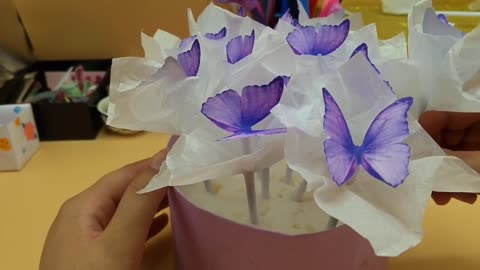 GLOW IN THE DARK BUTTERFLY BASKET| Beautiful Paper Butterfly Basket Tutorial With Decoration Lights