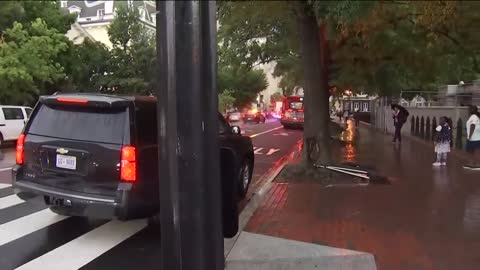 Lightning strike near White House leaves 3 people dead, 1 in critical condition