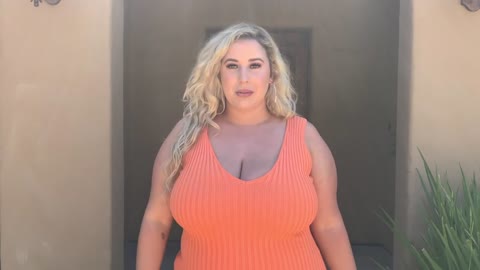 PLUS SIZE END OF SUMMER DRESSES WITH FASHION NOVA CURVE - Lauren Sangster