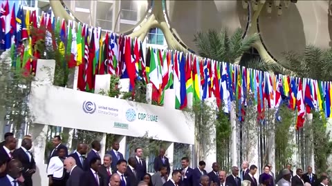 World leaders gather for COP28 family photo