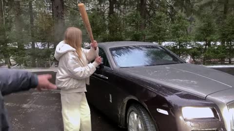 Pretty Blogger Smashes Rolls Royce Windscreen With Bat