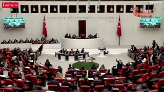Turkish lawmaker Hasan Bitmez collapses from a heart attack during his speech blasting Isreal