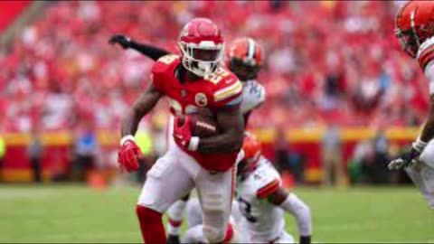 Chiefs Rally to defeat Browns 33-32