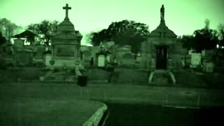 SCARY LAUGHTER AT HAUNTED NEW ORLEANS CEMETERY
