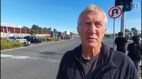 Community picket of ZIM shipping at Webb Dock in Naarm/Melbourne