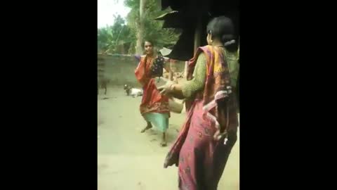 Dancing fight between two village women - Village funny video_Cut
