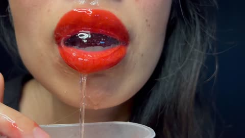 ASMR LICKING EATING JELLY SPAGHETTI | LICKING FINGERS | BLOWING CANDY BUBBLES