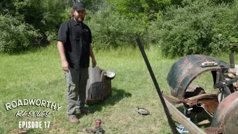 Abandoned 1937 Chevrolet Deluxe Has Been Sitting for 25 Years! | Roadworthy Rescues