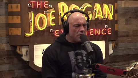 Joe Rogan discusses CNN smearing him for taking ivermectin, to treat Convid 19