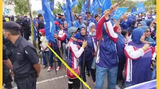 Suasana tegang antara penyokong PN, BN dengan laungan penyamun, katak