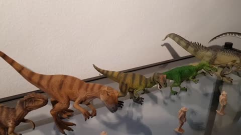 dinosaur models show 11