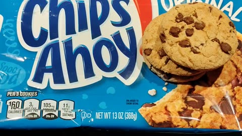 Eating Nabisco Party Chips Ahoy! Real Chocolate Chip Cookies, Dbn, MI, 8/7/23