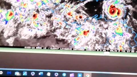 HURRICANE BERYL/SPINNING VORTEX/STARFORTS