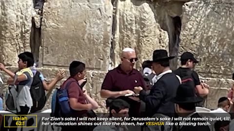 Explosive Outreach In Jerusalem In The Midst Of A War! Messianic Rabbi Zev Porat Preaches