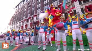 “Shake Your Money Maker” Sung Repeatedly from LEGO’s Float at Macy’s Thanksgiving Parade