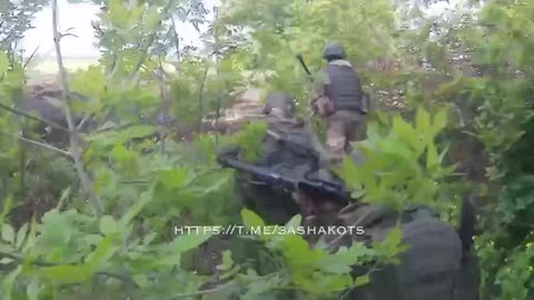 Ukraine War - An assault group of Russian paratroopers is attacking the enemy's bulwark