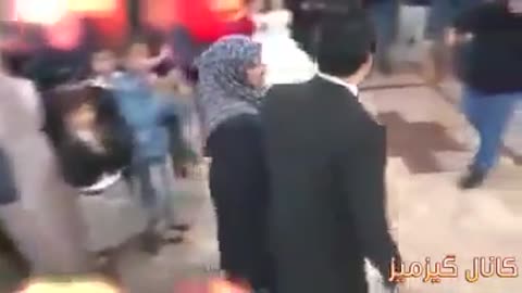 Groom appreciating his mother in his wedding party