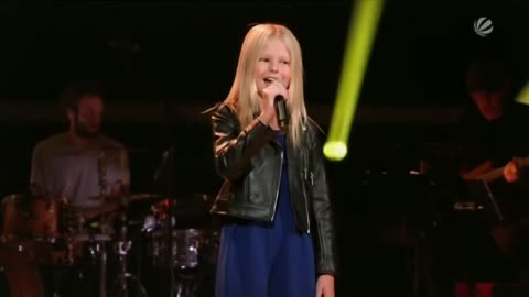 Lara H. __ Taylor Swift - Shake It Off __ The Voice Kids 2022 (Germany)