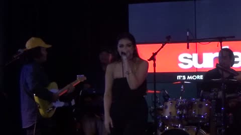 Rock-A-Hula Hawaii & Legends in Concert Waikiki — Sienna Souza Live at Surfer The Bar #2