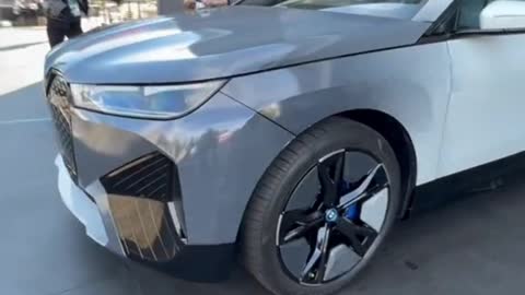 WORLD'S FIRST CHAMELEON AUTOMOBILE #BMW