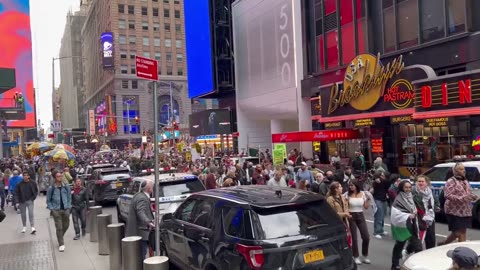 Pro-Palestine Protesters take over the Streets in New York City.