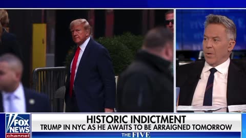 Trump in NYC Ahead of Arraignment - Historic Indictment