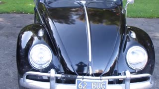 1962 Volkswagen Deluxe Sunroof Beetle