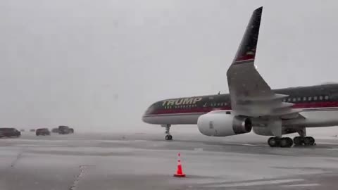 Trump Force One has touched down in Green Bay, WI! 🥶