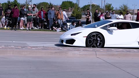 Lamborghini Huracan at Cars and Cantina