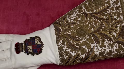 Charles to use his grandfather's coronation glove