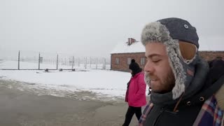 What it's like inside the AUSCHWITZ concentration camp | ampo de concentração de AUSCHWITZ