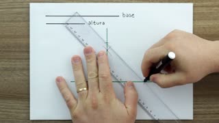 Construir um triângulo isósceles, dados as medidas da base e da altura.