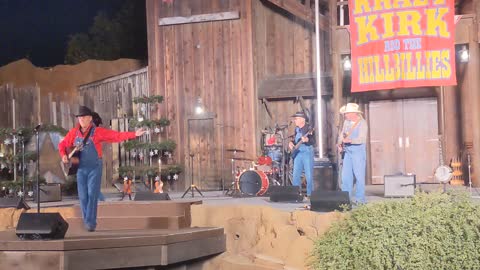 Krazy Kirk and the Hillbillies @knotts berry farm - Jingle Bell Rock