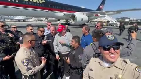 HAPPENING NOW at Los Angeles International Airport. #LAX MAGA! ¡Presidente @realDonaldTrump