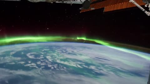 NASA,All_Alone_in_the_Night_-_Time-lapse_footage_of_the_Earth_as_seen_from_the_ISS