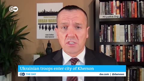 Ukrainian troops enter city of Kherson