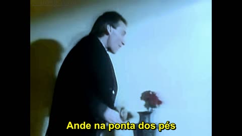 Men At Work - Who Can It Be Now (Video clip) - Legendado
