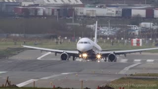Crosswind landings with VERY DIFFICULT CONDITIONS!!