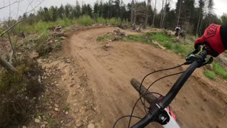 I almost had a ‘head-on’ with Steve Peat at the Steel City track, Grenoside woods MTB