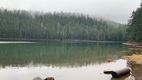 Oregon – Mount Hood National Forest – SE Corner Views of Lower Twin Lake – 4K