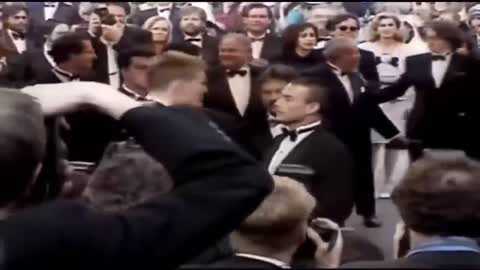 Jean-Claude Van Damme vs. Dolph Lundgren [Cannes, 1992]