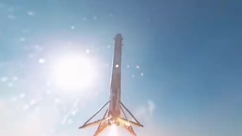 SpaceX Safely landing 😯