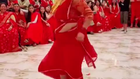Aunty Chinese dance